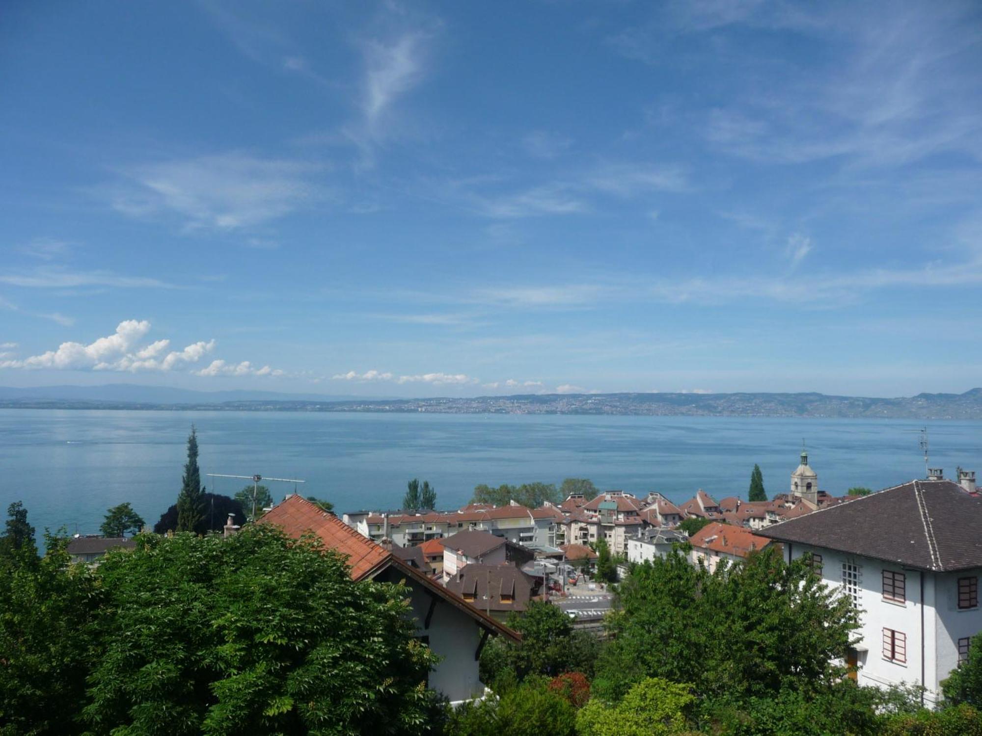 L'Oasis Hotel Evian-les-Bains Ruang foto