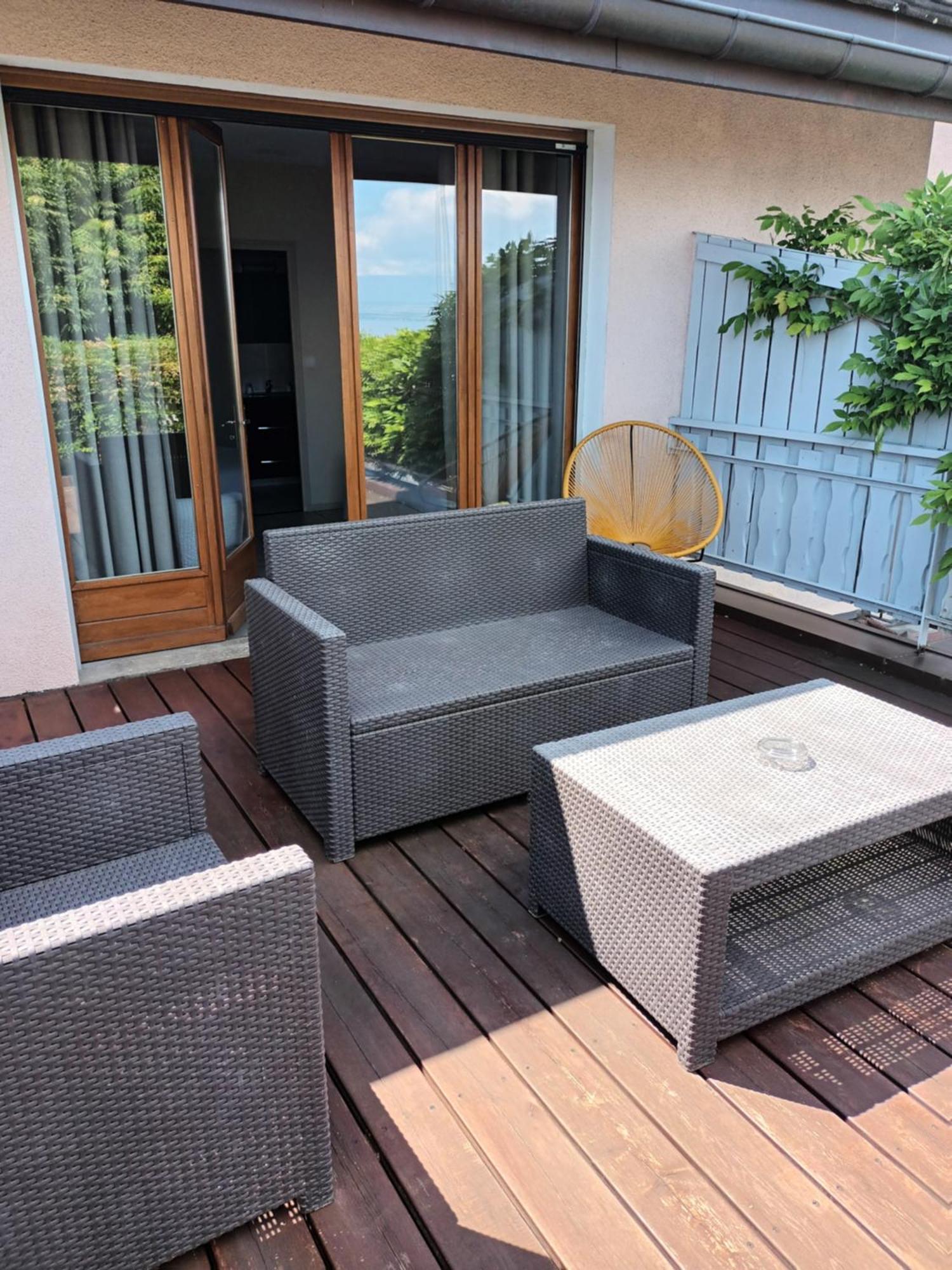 L'Oasis Hotel Evian-les-Bains Bagian luar foto