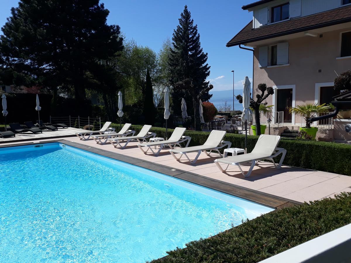 L'Oasis Hotel Evian-les-Bains Bagian luar foto