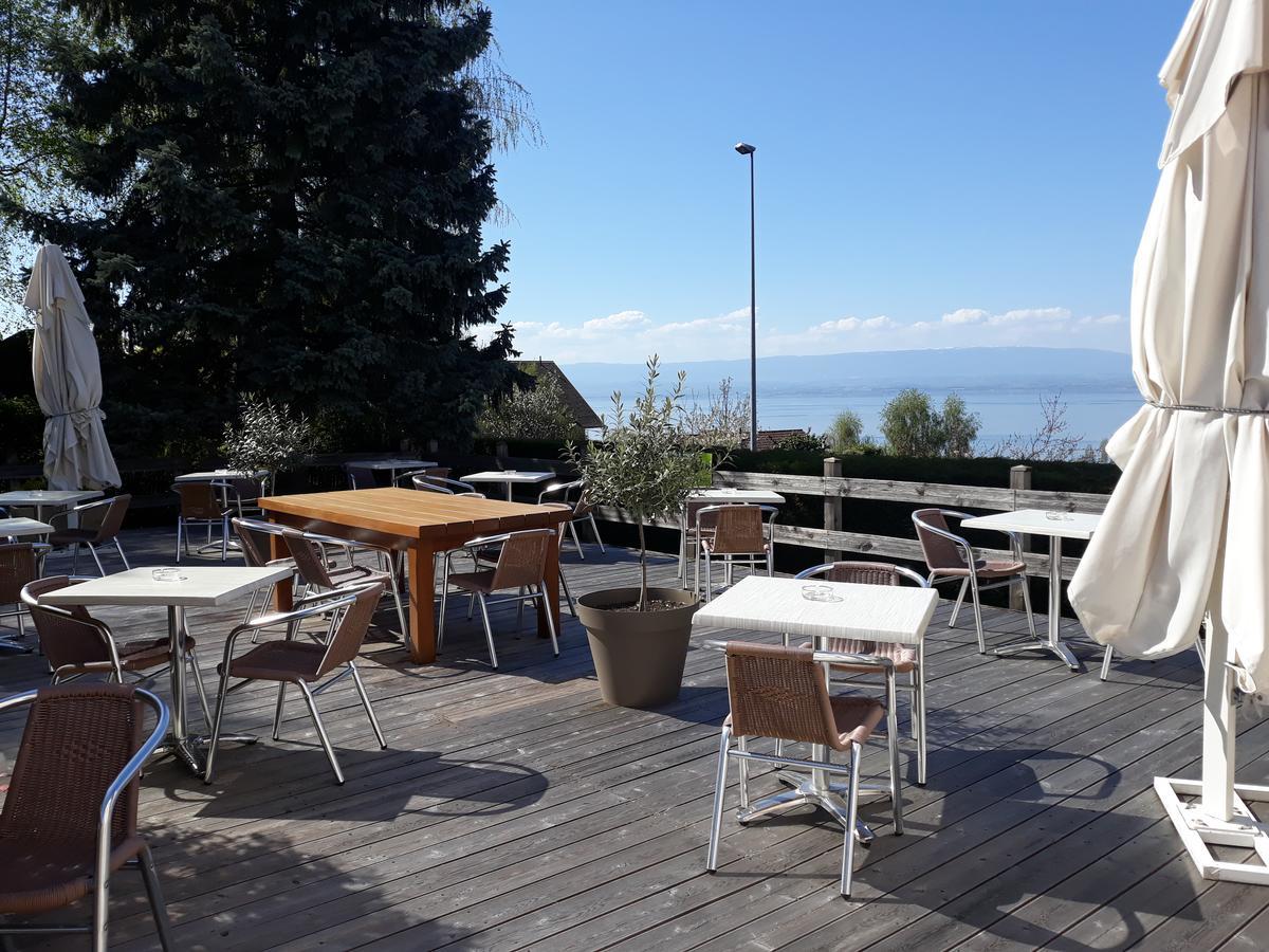 L'Oasis Hotel Evian-les-Bains Bagian luar foto
